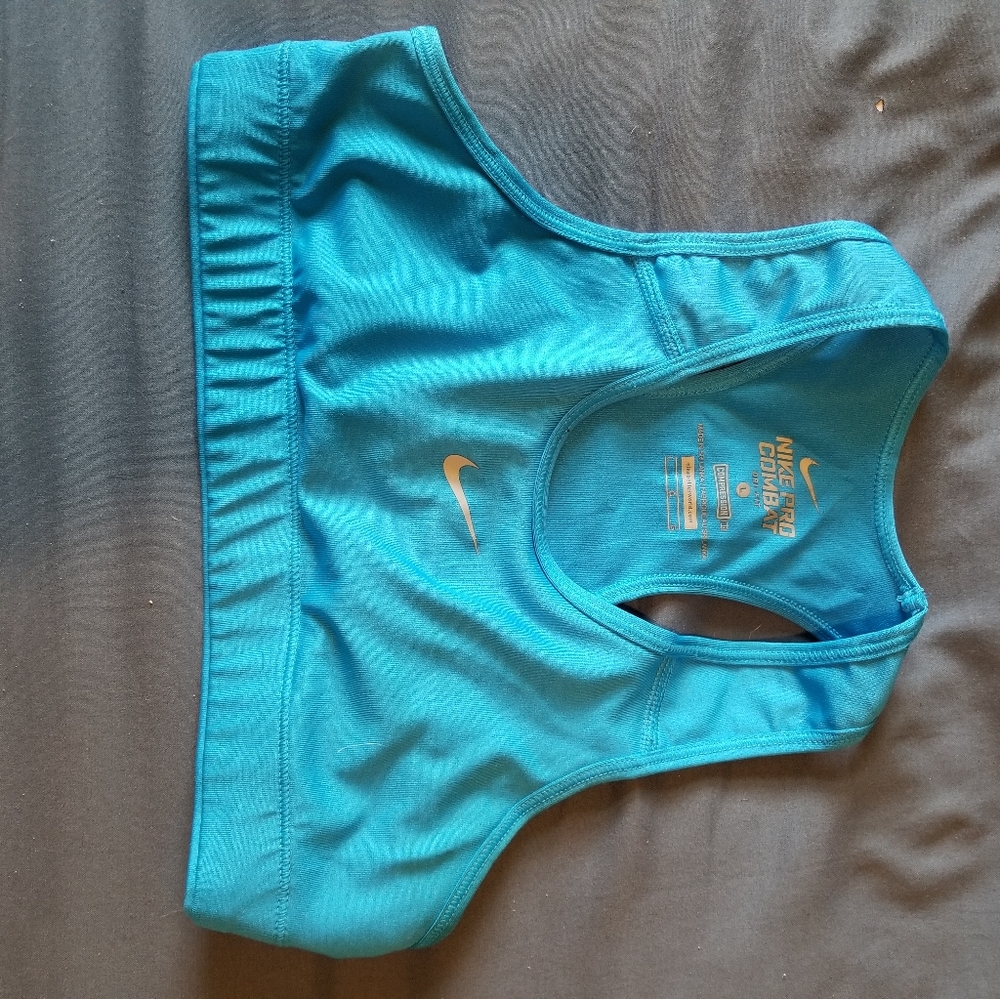 Nike sports Bra
